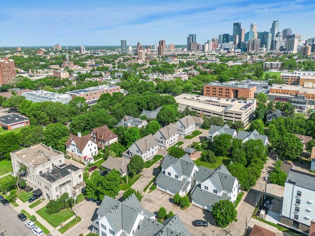 2439 Park Avenue F, Minneapolis, MN 55404