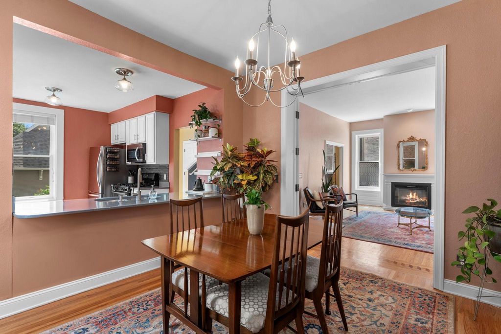 2439 Park Avenue F, Minneapolis, MN 55404 — photo 5