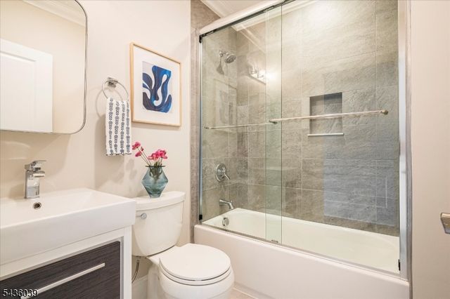 51 Gray St, Montclair Twp., NJ 07042