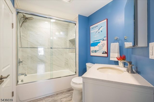 51 Gray St, Montclair Twp., NJ 07042