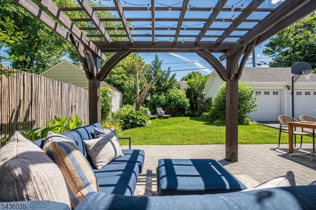 51 Gray St, Montclair Twp., NJ 07042