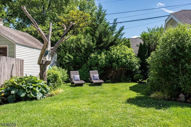 51 Gray St, Montclair Twp., NJ 07042