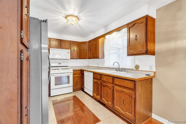 2650 Alger Road, Port Huron, MI 48060