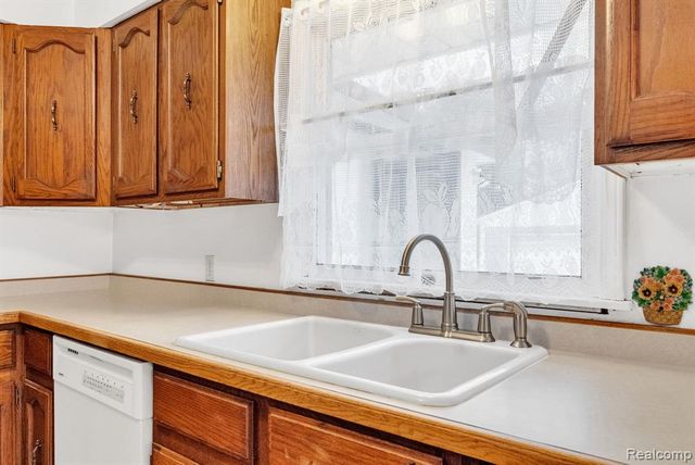 2650 Alger Road, Port Huron, MI 48060