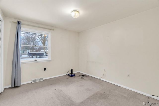 2650 Alger Road, Port Huron, MI 48060