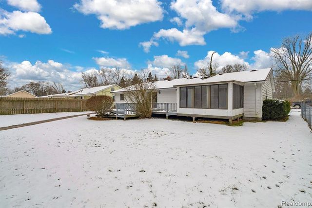 2650 Alger Road, Port Huron, MI 48060