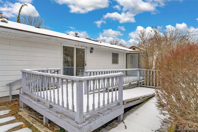 2650 Alger Road, Port Huron, MI 48060