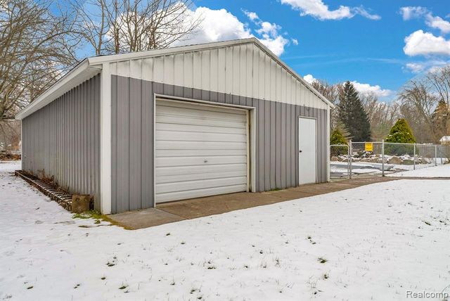 2650 Alger Road, Port Huron, MI 48060