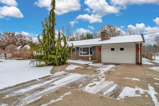 2650 Alger Road, Port Huron, MI 48060