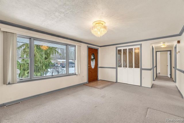 2650 Alger Road, Port Huron, MI 48060