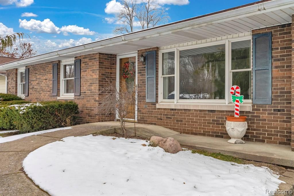 2650 Alger Road, Port Huron, MI 48060