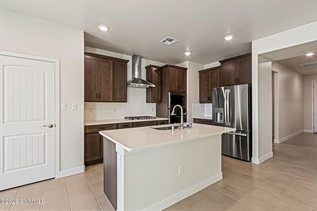 7333 Ultramarine Road, Las Cruces, NM 88012