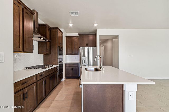 7333 Ultramarine Road, Las Cruces, NM 88012