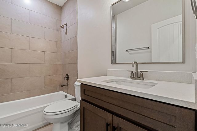 7333 Ultramarine Road, Las Cruces, NM 88012
