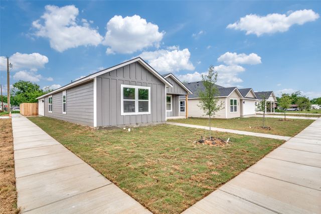 299 Stallings Street, Terrell, TX 75160