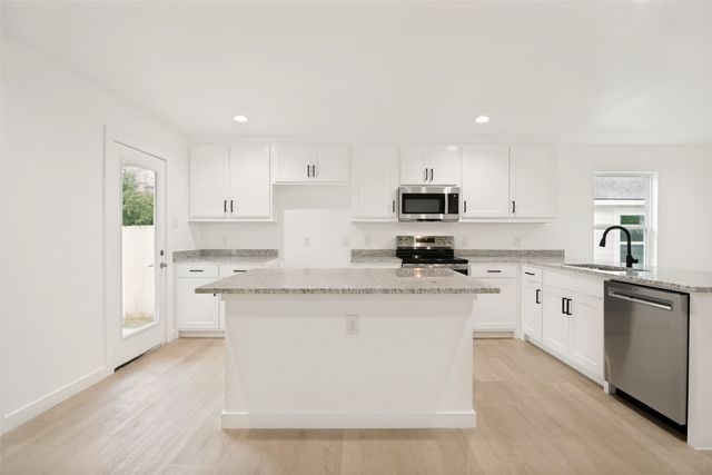 299 Stallings Street, Terrell, TX 75160