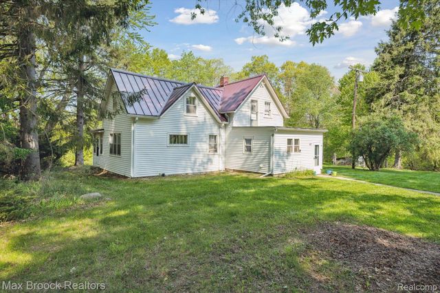 67 SUUPPI Drive, Mayfield Township, MI 48446