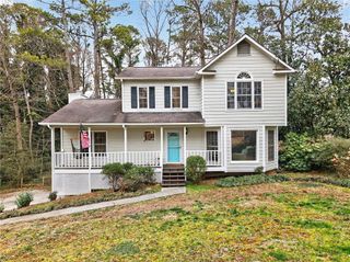 1880 Whispering Willow SW Way, Lilburn, GA 30047