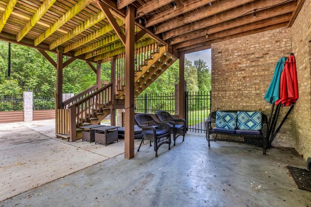 1094 Paradise Dr, Greenbrier, TN 37073