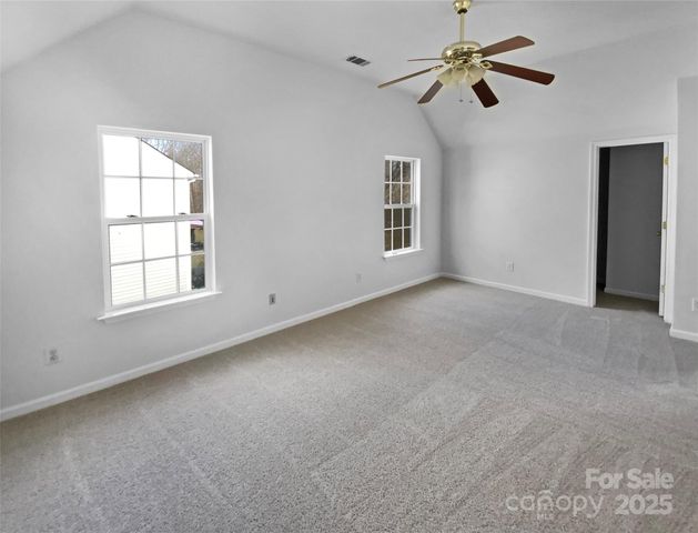 2134 Cindy Creek Lane, Charlotte, NC 28216