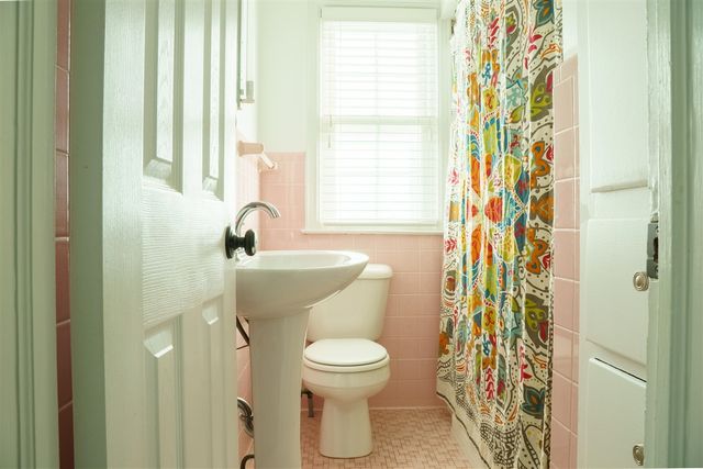 2708 Avon Avenue, Wyoming, MI 49519