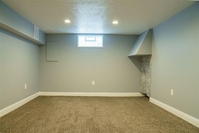 2708 Avon Avenue, Wyoming, MI 49519