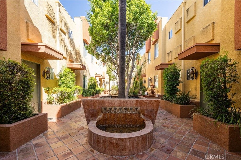5350 Sepulveda Boulevard, Sherman Oaks, CA 91411