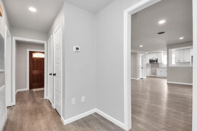 214 W Texas Avenue, Pasadena, TX 77506