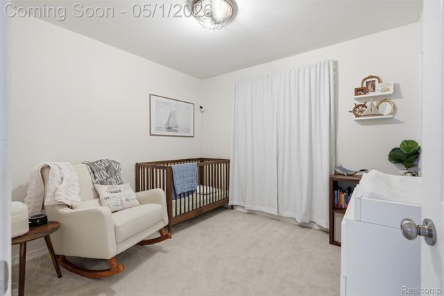 65 W Elmwood Avenue, Clawson, MI 48017