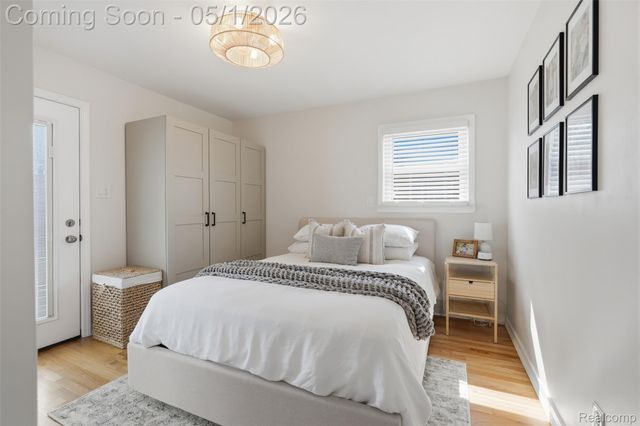 65 W Elmwood Avenue, Clawson, MI 48017