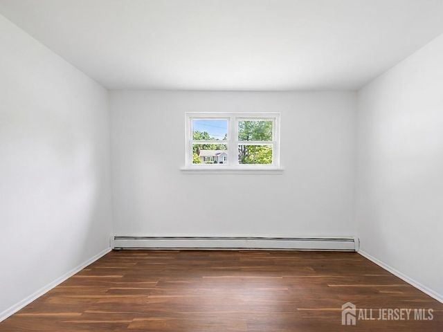 10 Brook Hollow Road, Piscataway, NJ 08854