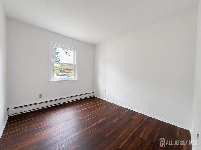 10 Brook Hollow Road, Piscataway, NJ 08854