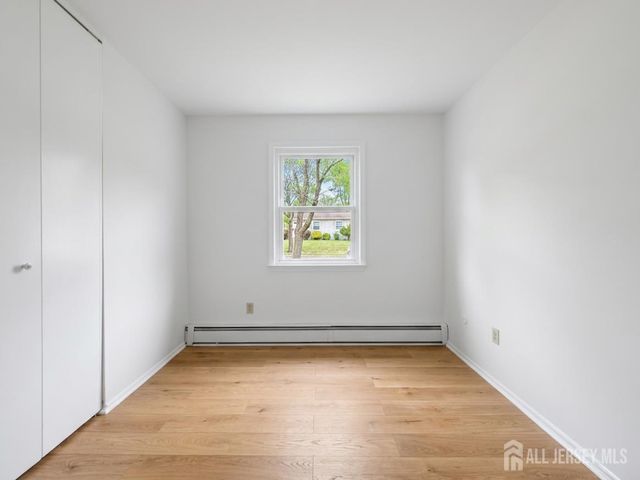 10 Brook Hollow Road, Piscataway, NJ 08854