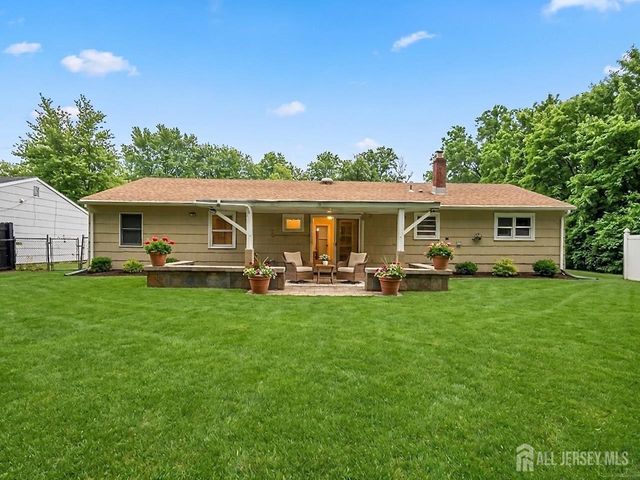 10 Brook Hollow Road, Piscataway, NJ 08854