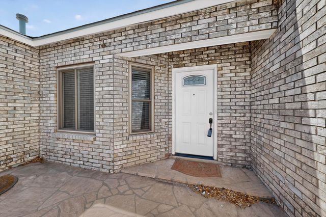 5404 Roanoke Avenue NW, Albuquerque, NM 87120