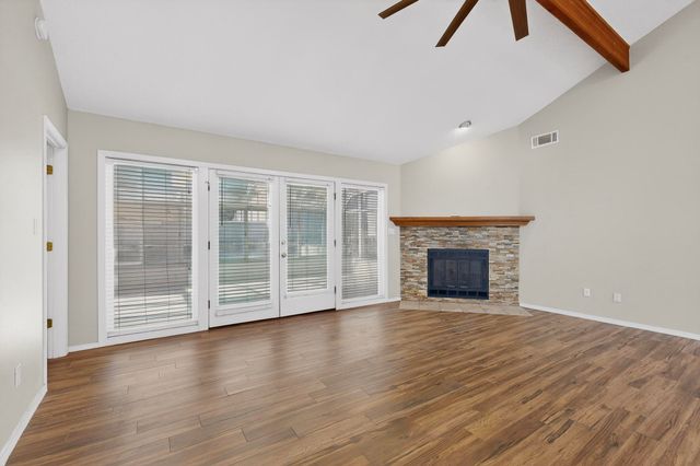 5404 Roanoke Avenue NW, Albuquerque, NM 87120