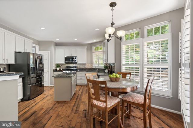 42702 MIDDLE RIDGE PL, Broadlands, VA 20148