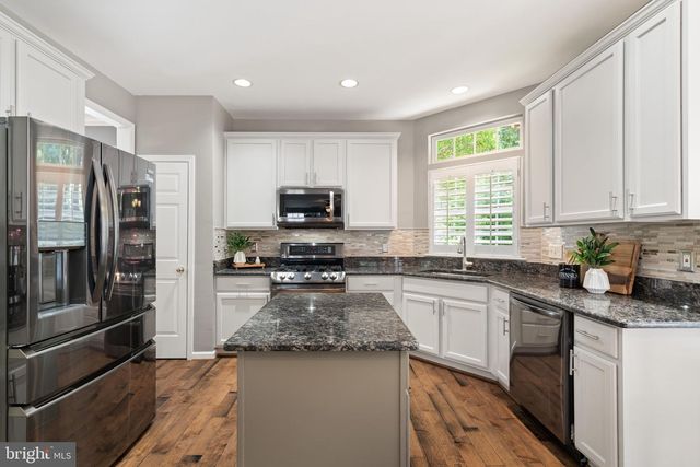 42702 MIDDLE RIDGE PL, Broadlands, VA 20148