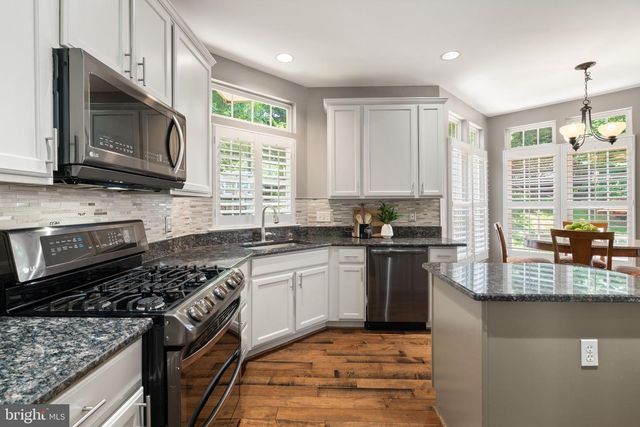 42702 MIDDLE RIDGE PL, Broadlands, VA 20148