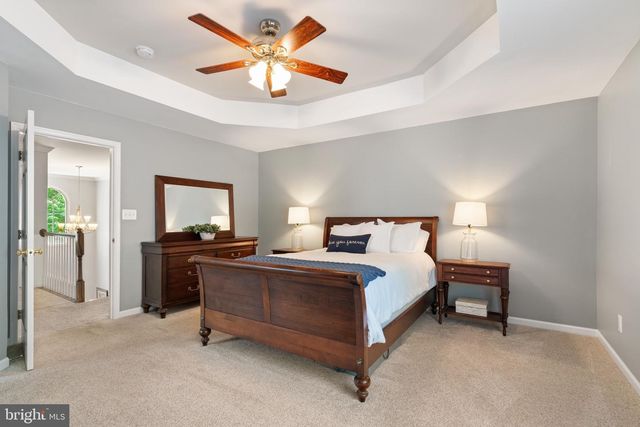 42702 MIDDLE RIDGE PL, Broadlands, VA 20148