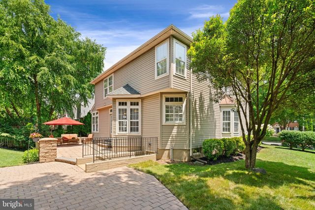 42702 MIDDLE RIDGE PL, Broadlands, VA 20148
