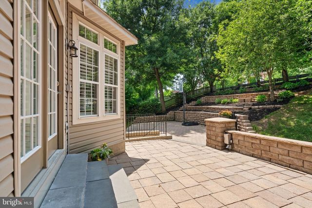 42702 MIDDLE RIDGE PL, Broadlands, VA 20148