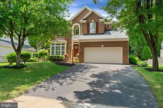 42702 MIDDLE RIDGE PL, Broadlands, VA 20148