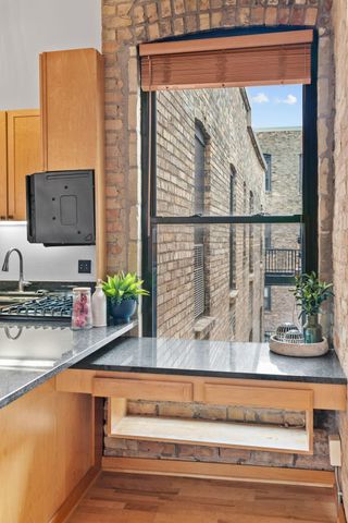 523 S 9th Street 6, Minneapolis, MN 55404