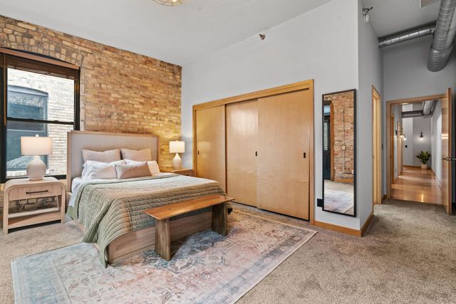 523 S 9th Street 6, Minneapolis, MN 55404