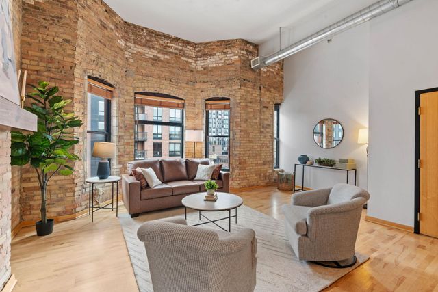 523 S 9th Street 6, Minneapolis, MN 55404