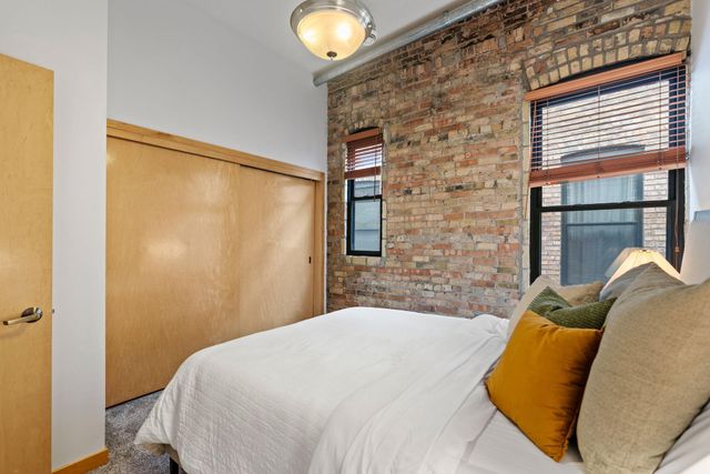 523 S 9th Street 6, Minneapolis, MN 55404