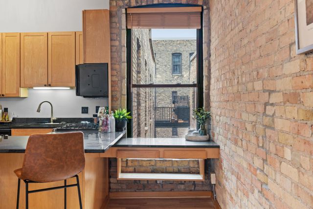 523 S 9th Street 6, Minneapolis, MN 55404