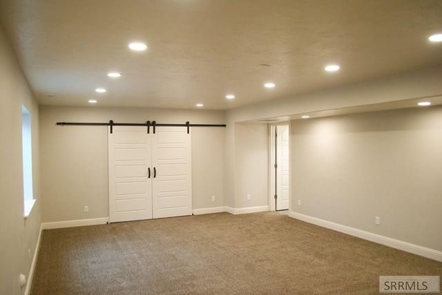 5113 Ryanne Way, Iona, ID 83427