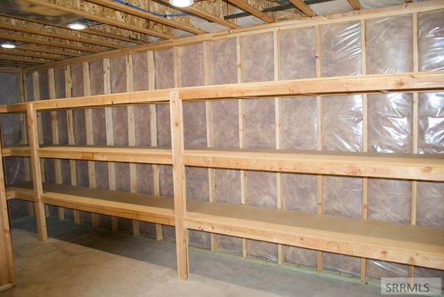 5113 Ryanne Way, Iona, ID 83427